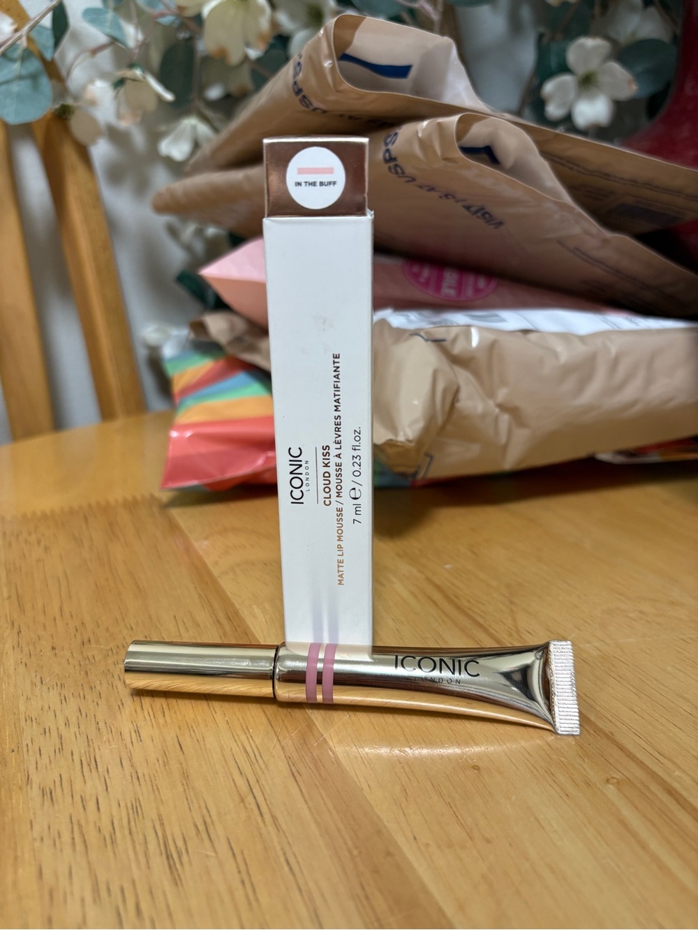 Iconic London Cloud Kiss Matte Lip Mousse in IN THE BUFF, full Sz 0.23oz, BNIB